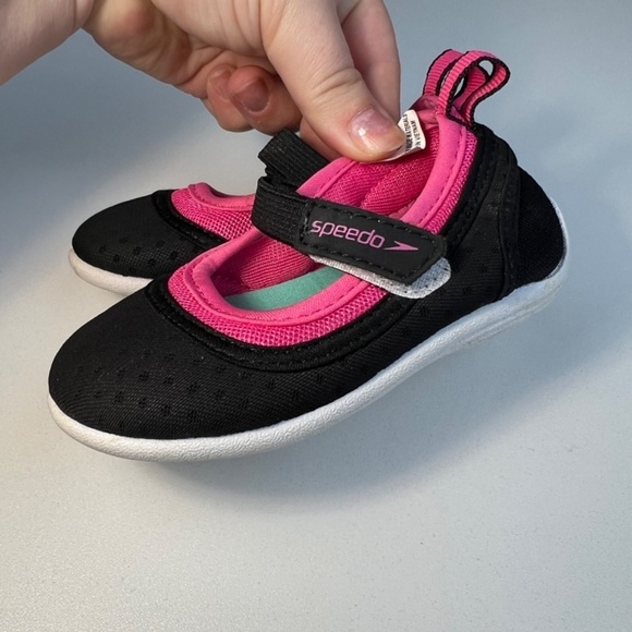 Toddler Speedo Water Shoes in Link and Black Sz S 5/6 - Picture 3 of 7